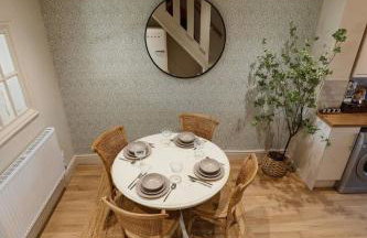 Beautiful Chester Cottage - Photo 19