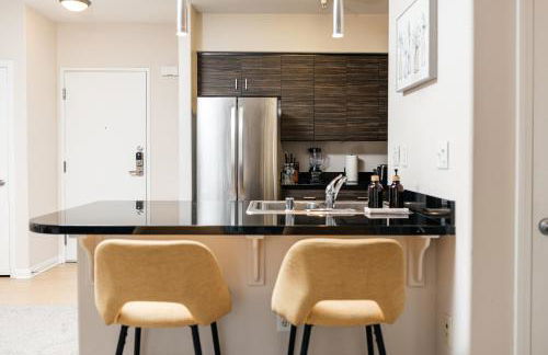 Luxury One Bedroom minutes from The Grove - Foto 19