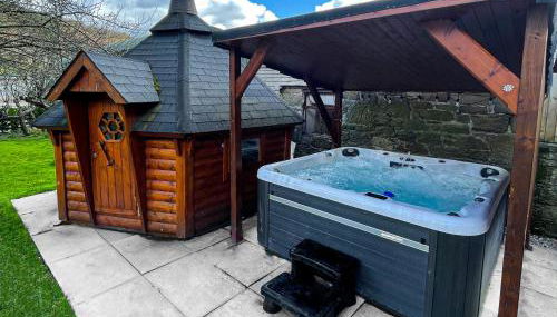 The Farm House - Photo 2