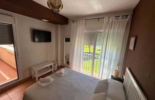 En la zona más tranquila del Novo Sancti Petri - Foto 8