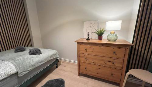 Spacious & Modern Family Gem - Foto 5