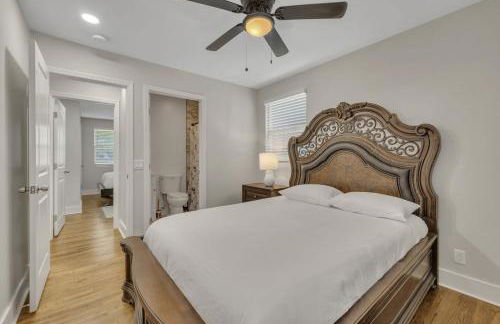 Single Story Pet Friendly Home, with Fenced Yard, Fire Pit, 5min to Downtown!! - Foto 14