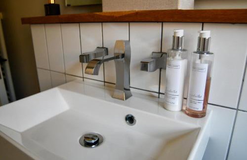 Luxury Croft Templepatrick Near Airport Rabbit and Hilton hotel - Foto 33