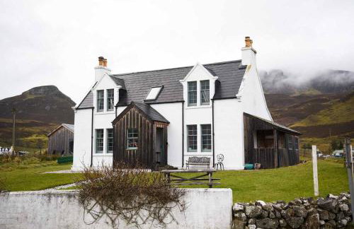 Quaraing House - Photo 5