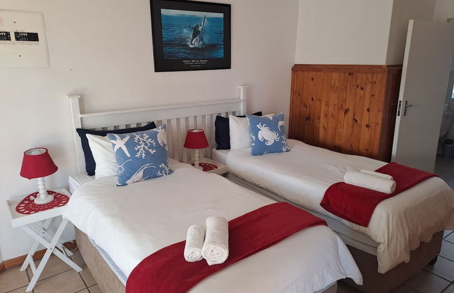 Oom Piet Self Catering Accomodation - Photo 9