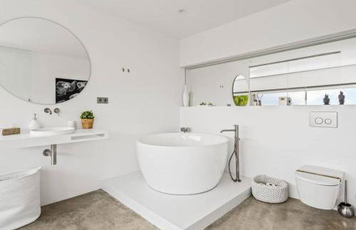 Design villa sea views and lap pool - Foto 23