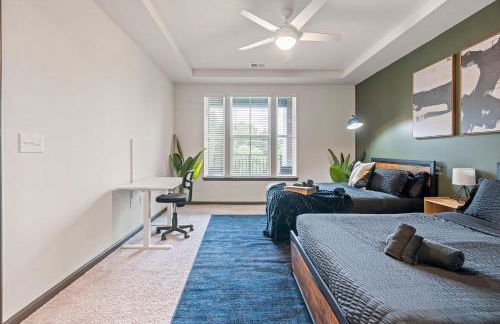 3BR King Bed Balcony North Raleigh - Foto 31