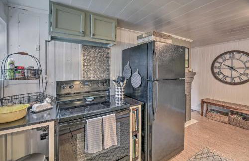 Damascus Cottage with Fire Pit - 1 Mi to Trails - Foto 10