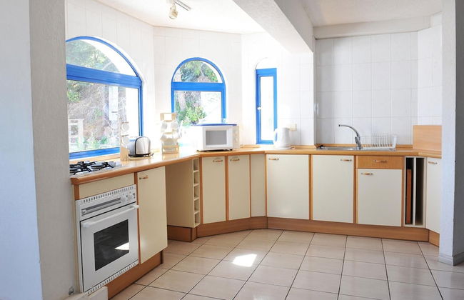 MR Mar Suites - Photo 19