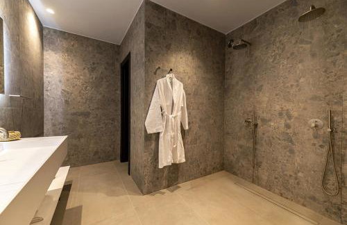 Scylla Concept Suites - Photo 18