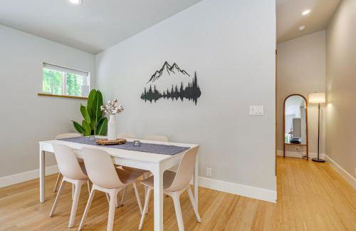 Deck, Hot Tub and Views Sleek Getaway in Index! - Foto 7