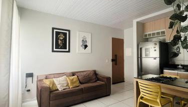 Apto completo com ar, Wi-Fi e garagem - Zona Leste - Foto 2