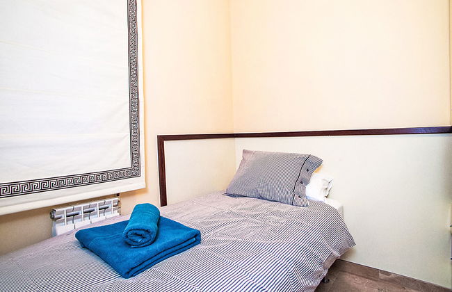 3 bedroom Apartment in Barcelona - Photo 11