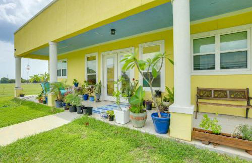 Aircraft Tours! Fly-In Hangar Apt in New Waverly - Foto 20