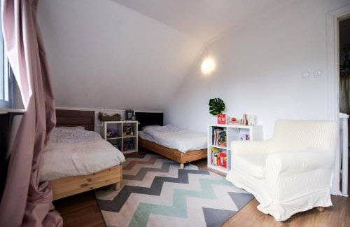 Spacious 3 Bedroom Family Oasis with Sauna, 20 min from Warsaw - Foto 21