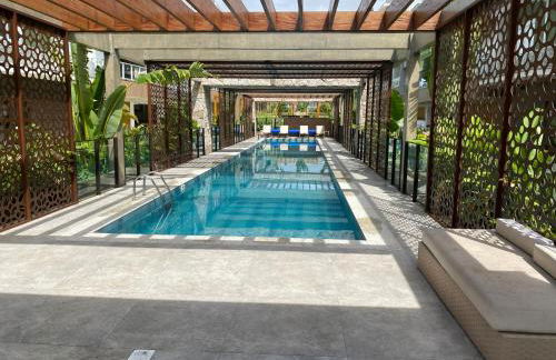 Apartamento em Condomínio Clube frente à praia do Campeche - Foto 1