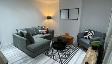 Luxury 3 Bed House - 10 min walk from Dartford Town Centre - Fully Refurbished - Foto 4