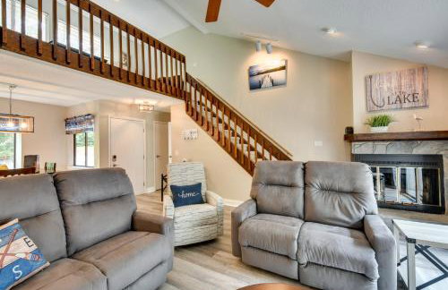 Walk to Lake Keowee Salem Townhome with Deck - Foto 2