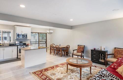 Charming 3-Bed Stay Airport 10 Min Pets OK - Foto 3