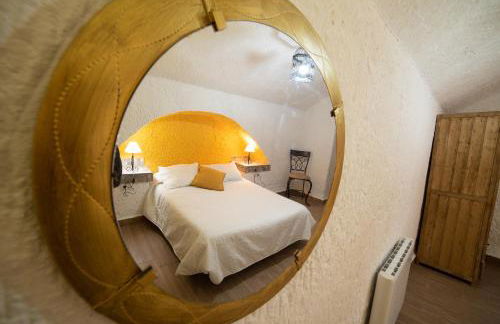 Cueva El Cortijo Gachas - Photo 72