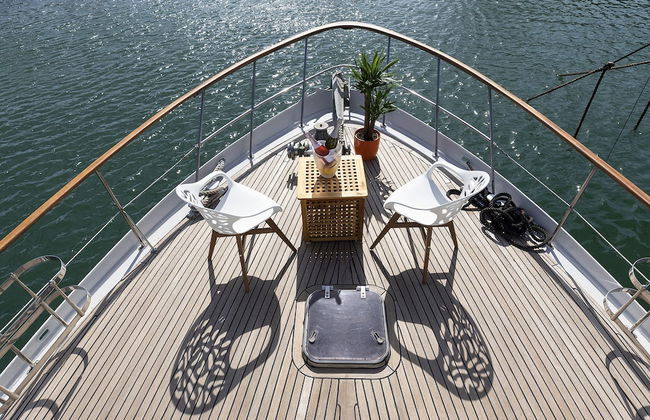 Luxury Boat in Port Forum - Photo 26