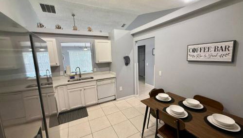 Grand Deluxe Pines 3BR Pool Home near Disney - Foto 4