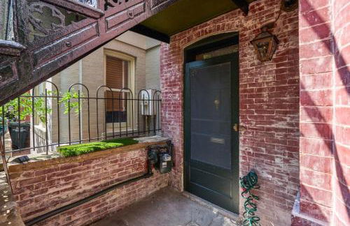 Private DC Retreat on Iconic East Capitol St - Photo 24