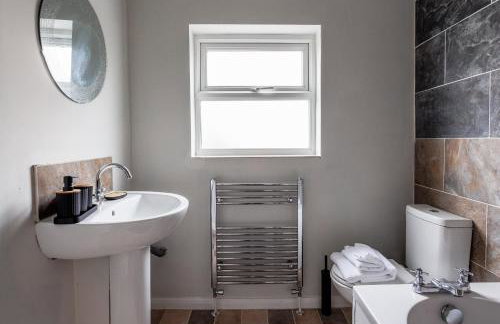 Stanley House - Family & Contractor Stay - Foto 13