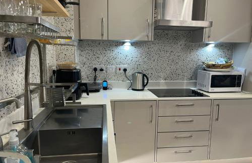 Host-Free Ensuite Double Bed by Heathrow - Foto 13