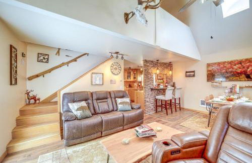 Hike, Hunt and Fish! Outdoor Pine Haven with Yard - Foto 5