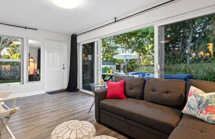 Hot Tub Firepit Deck 10mins to Beach Near Las Olas Middle Terrace Cottage by AvantStay - Foto 20