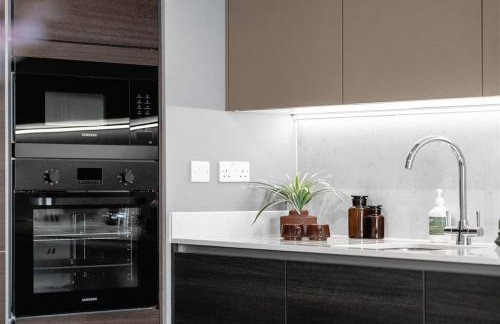 Lusso by Luisa - 2 Bed Modern Luxury Apartment in Central Birmingham (5*) - Photo 13