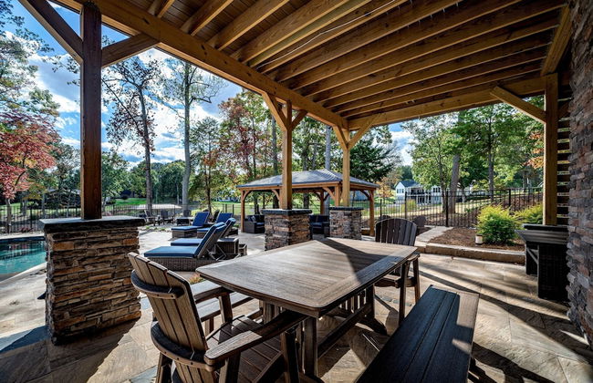 Black Bear Lodge by Avantstay Lakefront Dock Pool Theater Sleeps 20 - Foto 54