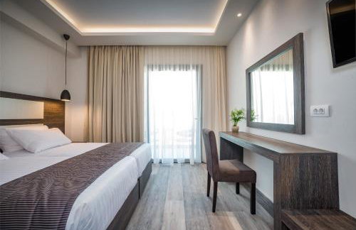 ABATON Luxury Resort - Photo 2