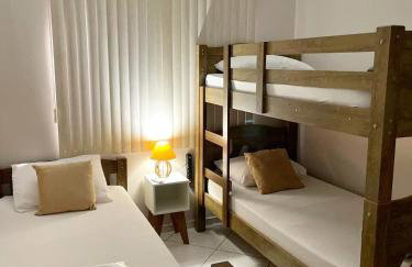 Casa com grade na piscina,ideal para familia com crianças - Foto 45