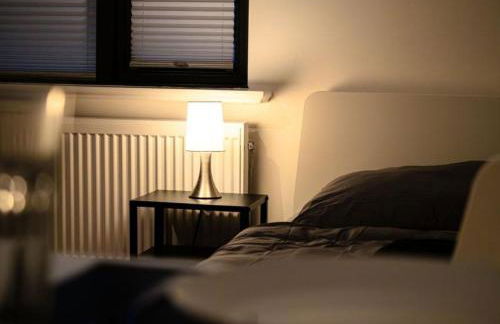 Große Monteurwohnung in Villa – 4 Zimmer, WLAN, TV, Küche – Ahrensburg Nähe Hamburg - OD06b - Foto 10