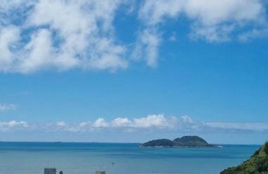 Recanto Verde-Apto na Praia do Tombo Guarujá - Foto 48