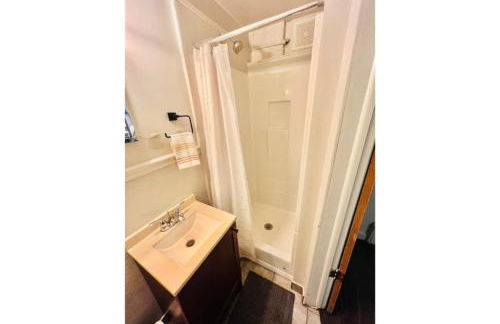 Charming 1-Bedroom Apartment in Great Neighborhood - Foto 1