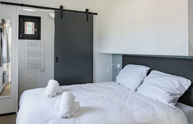 Comfortable Lodge in a Holiday Park - Foto 5