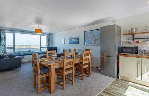 Sea View Apartment in centre of Rhosneigr - Pass the Keys - Foto 27