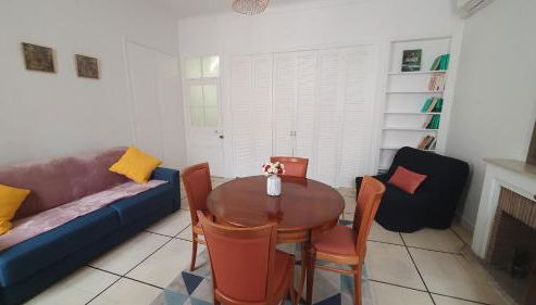 Bel Appartement Typique proche du Palais et Plages - Foto 4