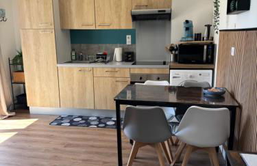 Logement avec terrasse et parking - Photo 10