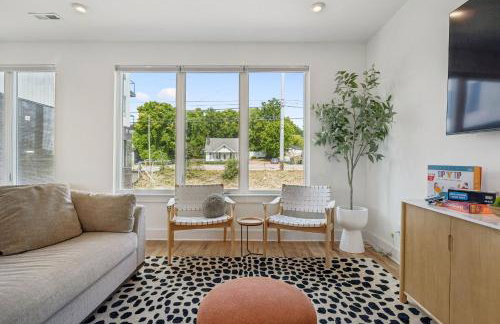 Nashville Townhouse with Rooftop & Modern Comfort - Foto 6