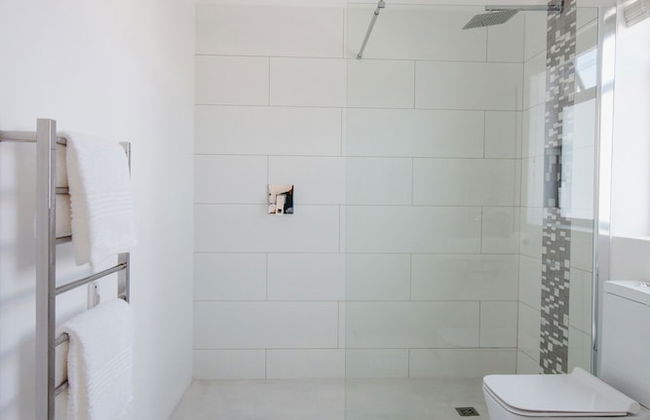 A Riverbed Guesthouse - Photo 28