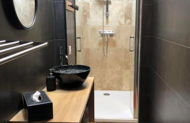 Appartements chez Delphine et Guillaume au coeur de Semur en Auxois - Foto 15