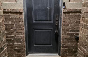 Sunset Retreat, Clean Modern 3BR, Garage, Near 191 - Foto 59