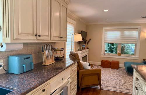 Private Heated Pool - Sound to Shore - 1930s Tudor - Foto 25