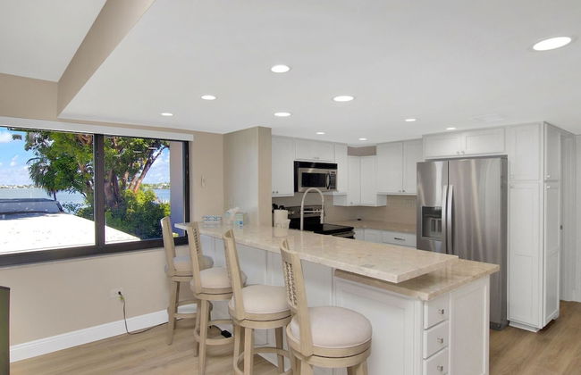 Bayfront Townhouse Located In The Lush Tropical Setting Of Rock Harbor Club. 2 Bedroom Condo by RedAwning - Foto 10