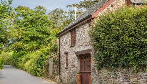 The Coach House - Photo 2