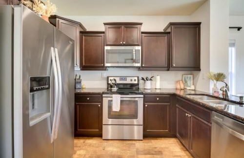 Walkable Lynchburg Condo with Private Balcony - Foto 10